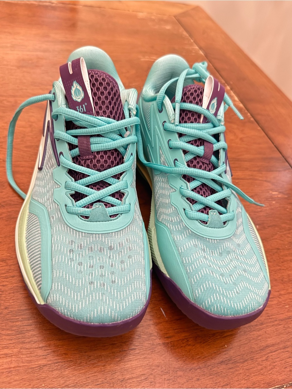 361° Women’s Aqua Teal Running Shoes with Purple Accents